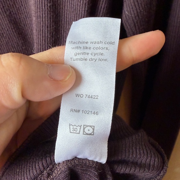 Michael Stars Women’s 2X1 Ribbed One Size Turtleneck - Picture 6 of 7